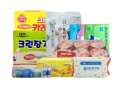 코로나구호물품세트(햇반(4)+진라면컵소(6입)+모카골드(20t)+돌자반+3분카레+크린장갑(50매)+칫솔치약+여행용티슈2+리빙물티슈)